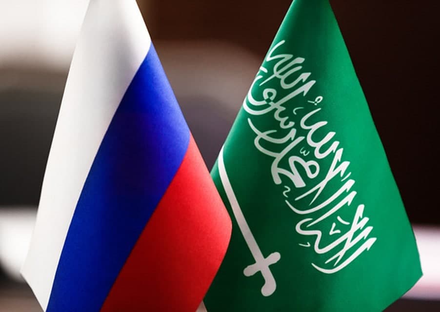 «Стабилизировать нефтяной рынок помогло сотрудничество с РФ», — МИД Саудовской Аравии